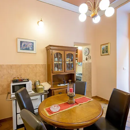 Apartment Aurora Lejlighed